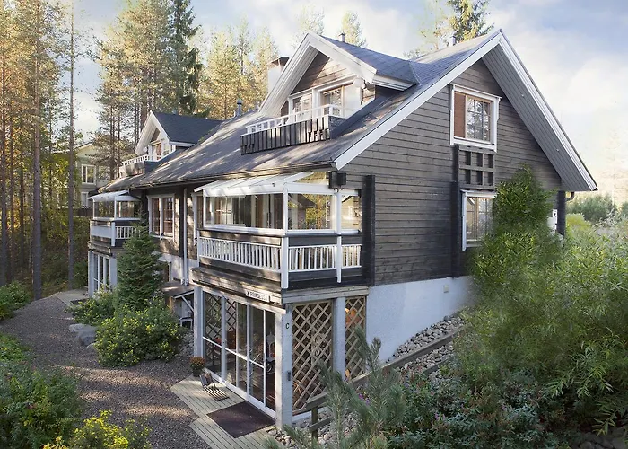 Vuokatin Aateli Herttuatar 부오카티