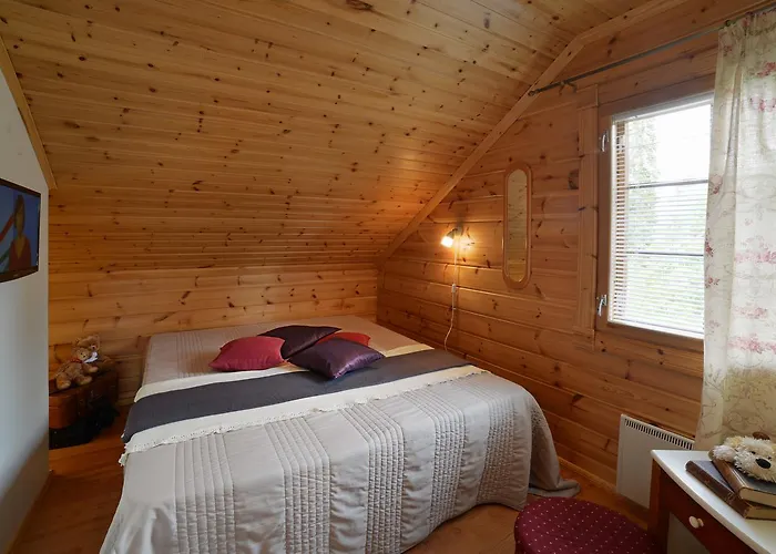 Vuokatin Aateli Herttuatar 부오카티